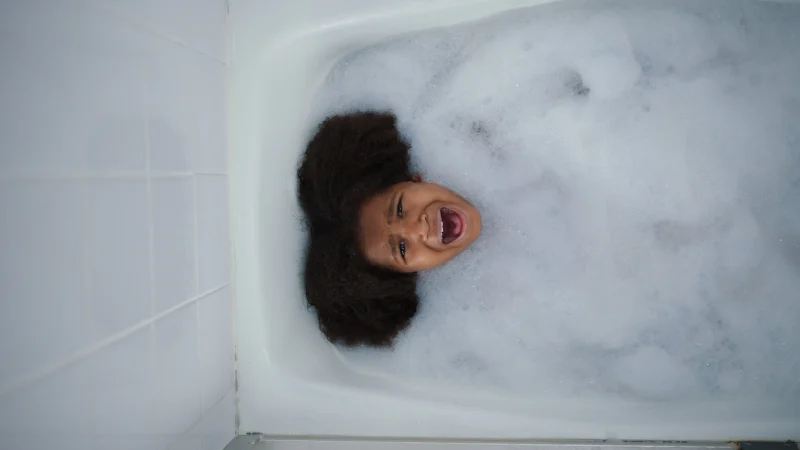 Con Nuôi - The Other